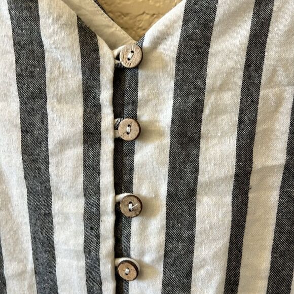 Style Rack Striped Sleeveless with Button Detail Mini Dress Medium - Picture 5 of 11